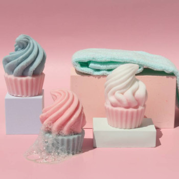 Kit für die Herstellung von Merengue-Seifen. Kit für die Herstellung von Merengue-Seifen.