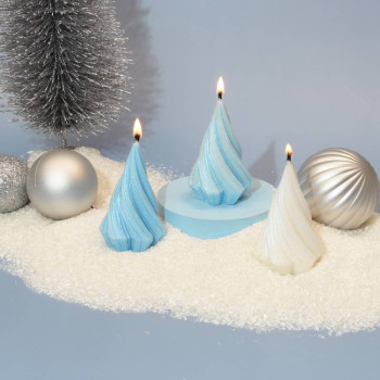 Komplettset für 8 Frozen-Weihnachtskerzen – super einfach! Komplettset für 8 Frozen-Weihnachtskerzen – super einfach!