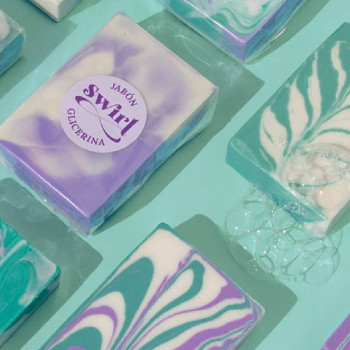 Kit na výrobu swirl mydla – biely základ, materiály a návod | Gran Velada