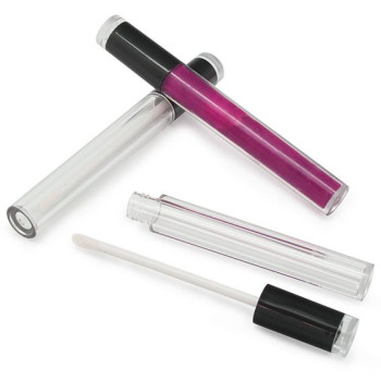 Lipgloss-Behälter mit Applikator. Online-Verkauf. Lipgloss-Behälter mit Applikator. Online-Verkauf.